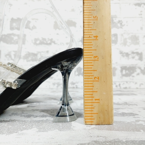 New CHASE & CHLOE Double Rhinestone Pyramid Heel Sandal In Black Silver D702 - Picture 2 of 12